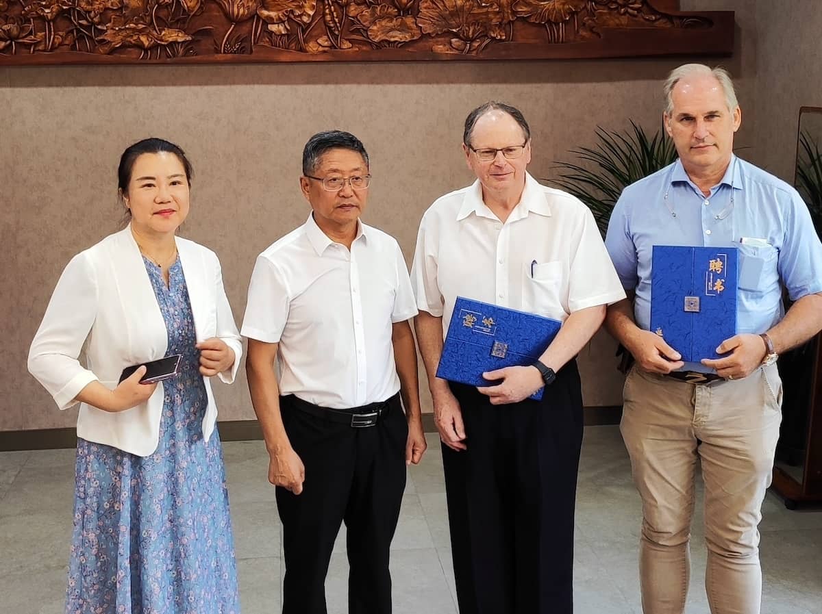Tomás Landete es nombrado catedrático distinguido en la Universidad Científico-Técnica de Changchun 